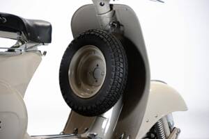 Image 38/50 de Piaggio Vespa 125 (1959)