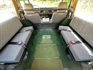 Image 49/64 of Land Rover Defender 90 Td5 (1999)