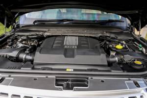 Imagen 44/49 de Land Rover Range Rover Sport SVR (2014)