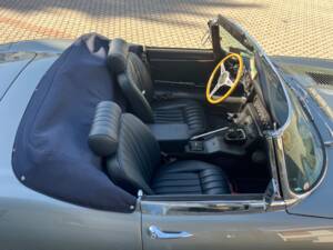 Afbeelding 29/32 van Jaguar E-Type (1969)