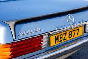 Image 24/47 of Mercedes-Benz 300 SL (1987)