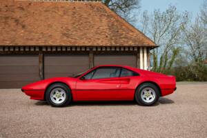 Image 15/42 of Ferrari 308 GTB (1976)