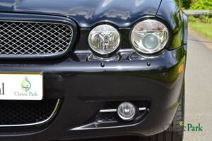Immagine 17/50 di Jaguar XJ 2.7 D (2008)