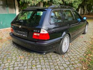 Image 8/49 of ALPINA B3 S Touring (2002)