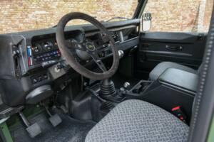 Immagine 10/50 di Land Rover 90 (1990)