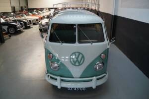 Image 22/50 of Volkswagen T1 panel van (1964)