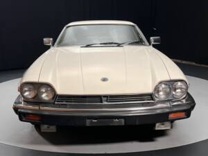 Image 3/8 de Jaguar XJ-S V12 (1987)