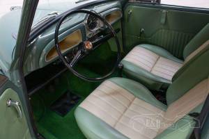 Immagine 10/19 di Morris Minor 1000 Traveller (1968)