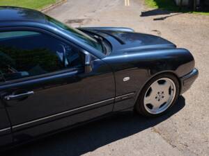 Immagine 15/50 di Mercedes-Benz E 55 AMG (1999)