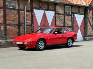 Image 1/42 of Porsche 924 (1984)