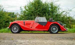 Image 2/7 of Morgan Plus 4 2-Seater (1992)