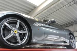 Bild 10/50 von Ferrari California (2010)