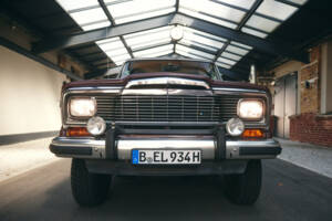 Image 2/96 of Jeep Wagoneer Limited (1982)