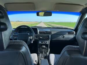 Image 25/41 of Volvo 740 (1987)