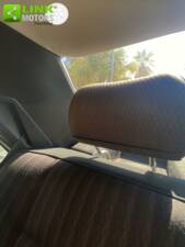 Bild 39/48 von Mercedes-Benz 200 E (1991)