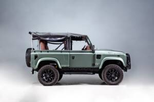 Image 10/44 of Land Rover Defender 90 (2011)
