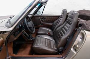 Image 10/36 of Porsche 911 Carrera 3.2 (1984)