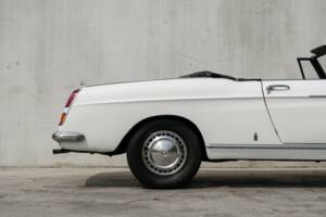 Imagen 22/36 de Peugeot 404 Injection (1967)