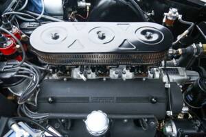 Image 24/50 of Ferrari 250 GT/E (1962)