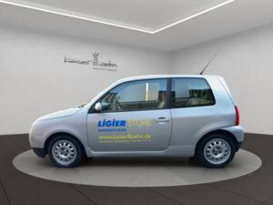 Immagine 2/21 di Volkswagen Lupo 1.2 TDI 3L (1999)