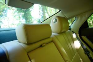 Bild 48/50 von Jaguar XJ 5.0 (2012)