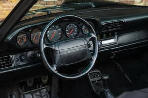 Image 3/50 de Porsche 911 Carrera 2 (1991)