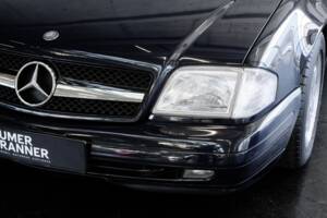 Image 39/46 of Mercedes-Benz SL 320 (1998)