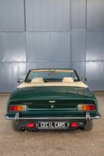 Image 12/20 of Aston Martin V8 (1981)