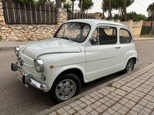 Bild 1/8 von SEAT 600 L (1973)