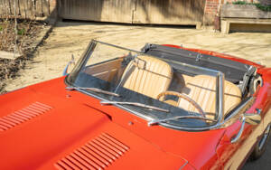 Image 20/54 of Jaguar Type E 4.2 (1965)