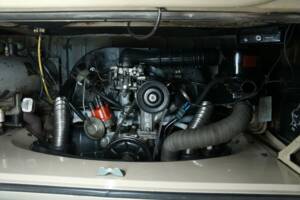 Immagine 39/50 di Volkswagen T2a Westfalia (1969)