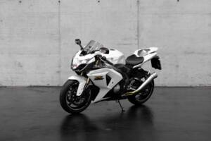 Bild 1/21 von Suzuki DUMMY (2010)