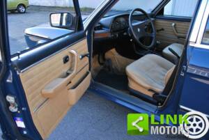Image 9/10 of BMW 518 (1980)
