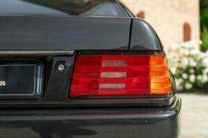 Image 16/50 de Mercedes-Benz 300 SL (1990)