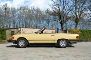 Image 5/50 of Mercedes-Benz 450 SL (1977)