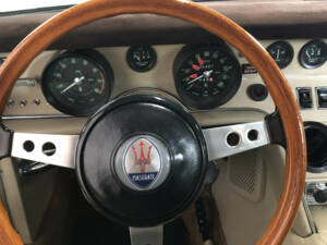 Bild 16/26 von Maserati Ghibli SS (1972)
