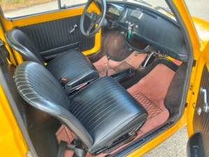 Image 14/33 of FIAT 500 L (1970)