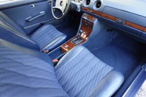 Bild 11/57 von Mercedes-Benz 230 CE (1980)