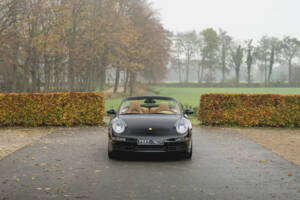Bild 10/96 von Porsche 911 Carrera 4 (2006)