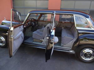 Image 9/20 of Mercedes-Benz 300 d (1960)
