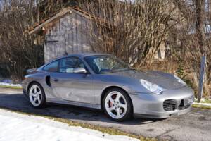 Immagine 4/18 di Porsche 911 Turbo (2001)