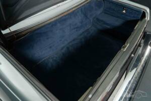 Image 6/19 of Mercedes-Benz 380 SL (1983)