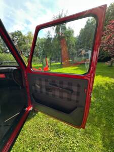 Image 10/25 de Mercedes-Benz 300 GD (SWB) (1987)