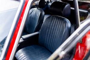 Image 24/39 de MG MGB GT (1972)