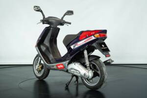 Image 8/21 de Aprilia SR 50 (1996)