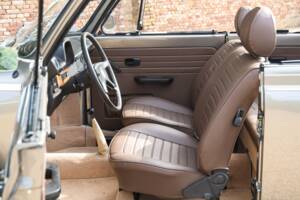 Image 40/50 of Volkswagen Beetle 1303 (1979)