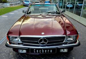 Image 2/34 of Mercedes-Benz 500 SL (1986)