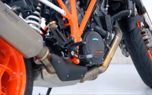 Image 79/83 of KTM 1290 Super Duke R (2018)