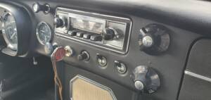 Afbeelding 30/33 van MG MGB GT (1971)
