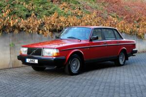 Image 12/75 de Volvo 240 (1986)